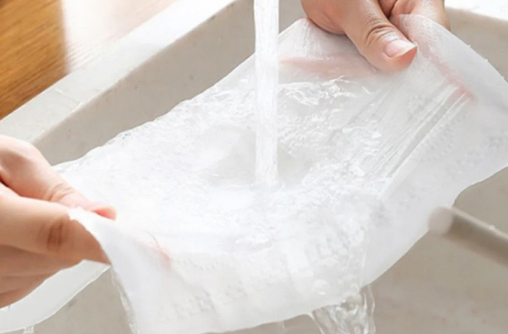 Warm verkochte gezichtsweefsel wegwerpverf hout pulp gedrukt gezichtsweefsel papier